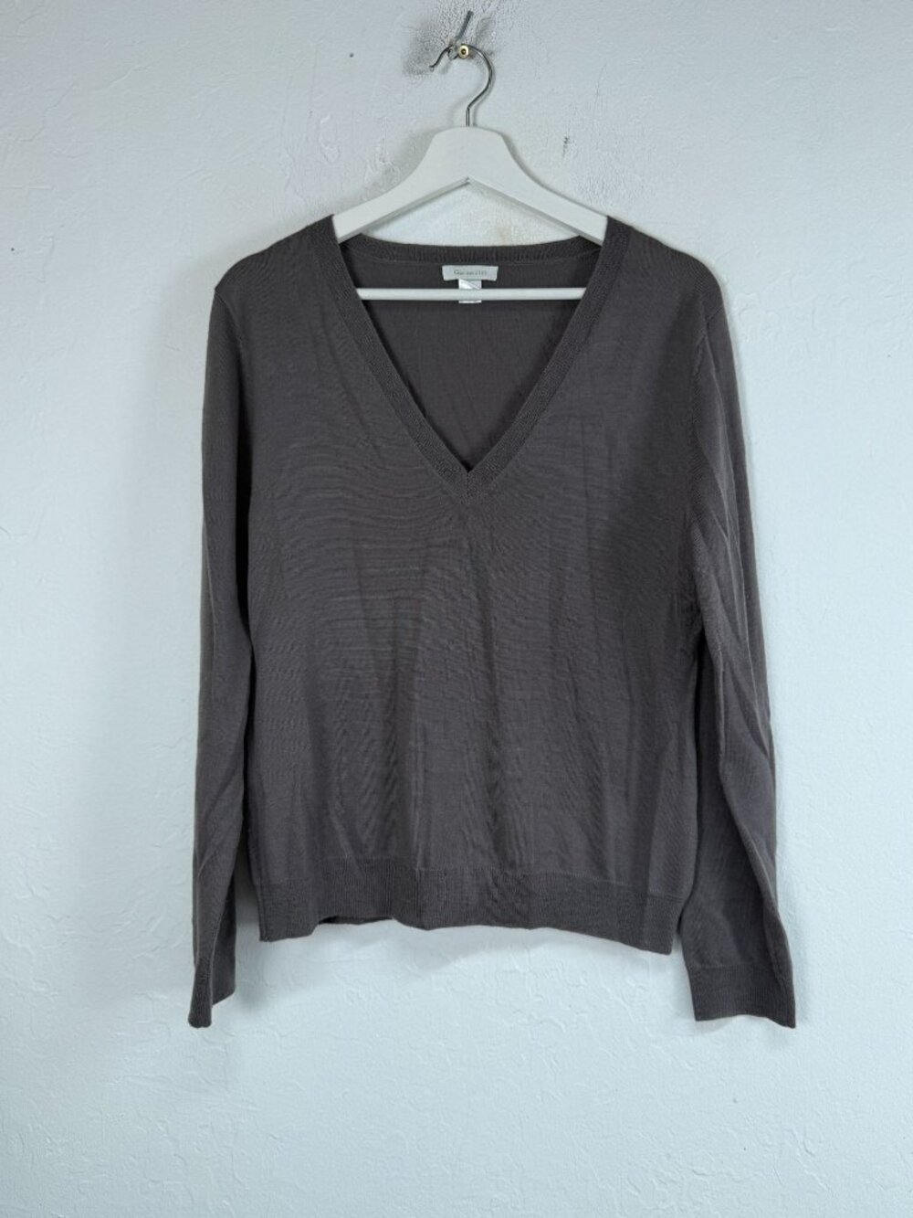 Garnet Hill 100% Merino Wool V-Neck Sweater Gray Long Sleeve Medium